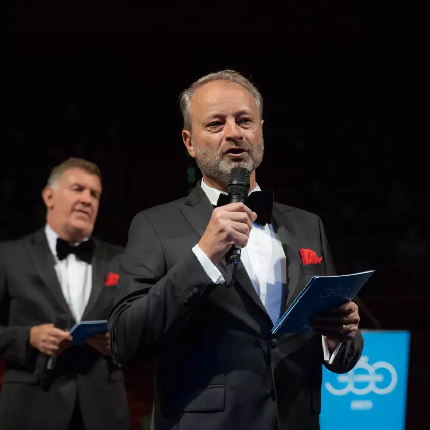Photographie de Marco Polisson et Nicolas Winckler réalisée lors de la soirée de Gala du club des 500 en 2024 pour le magazine Lyon People. © Bertrand Perret