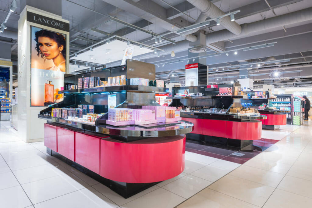 galeries lafayette cc part dieu bd 4447