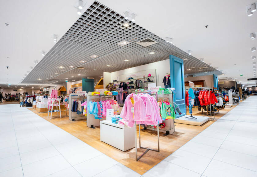 Photographie d'architecture intérieure et d'agencement de la nouvelle organisation des Galeries Lafayette de Lyon Part-Dieu.