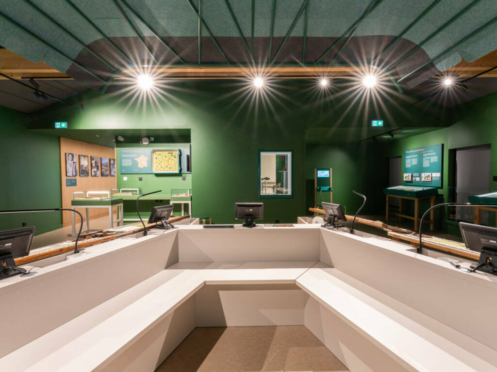 Photographie d'architecture - scénographie du musée l'Orée de Fil en Liens à Cervières